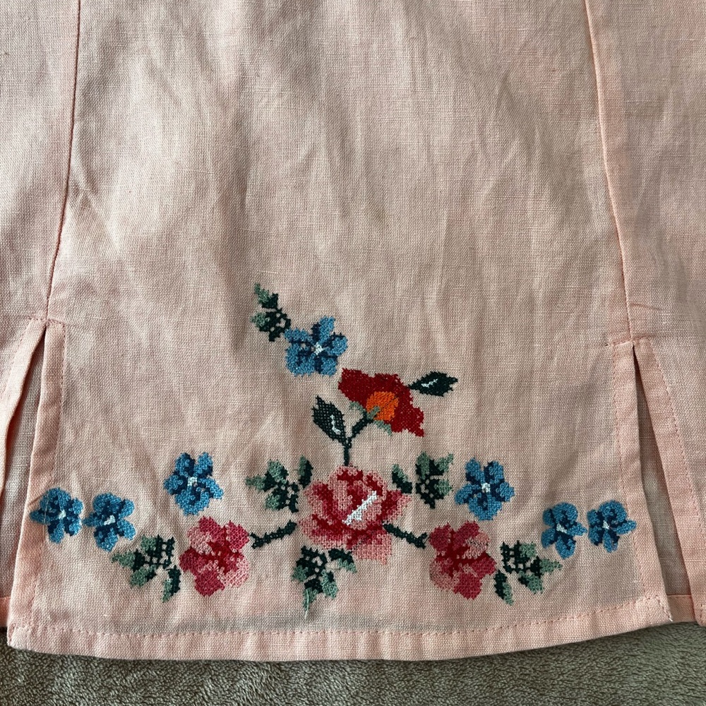 Floral Embroidered Two-Piece Set - Picture 4 of 5